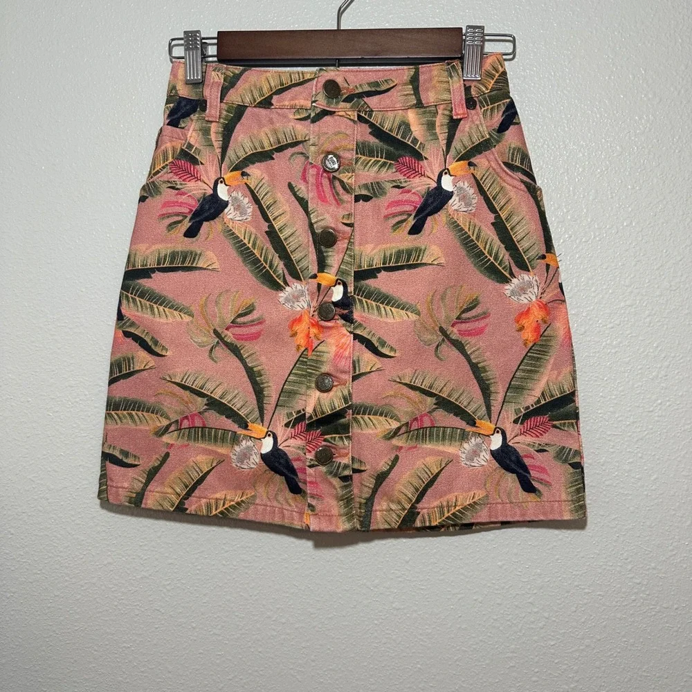 Farm Rio for Anthropologie Pink Tropical Toucan Button Front Mini Skirt XXS